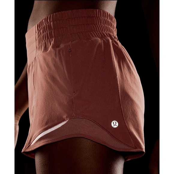 Lululemon Hotty Hot High Rise Lined Short 2.5” 12  Red Clay NWT - Picture 7 of 10